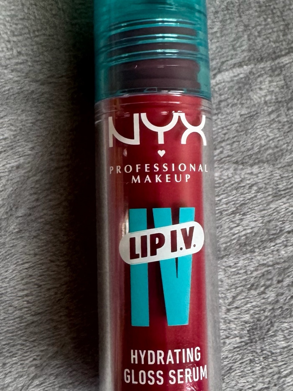 NYX Lip I.V. Hydrating Gloss Serum — Berry Thirsty